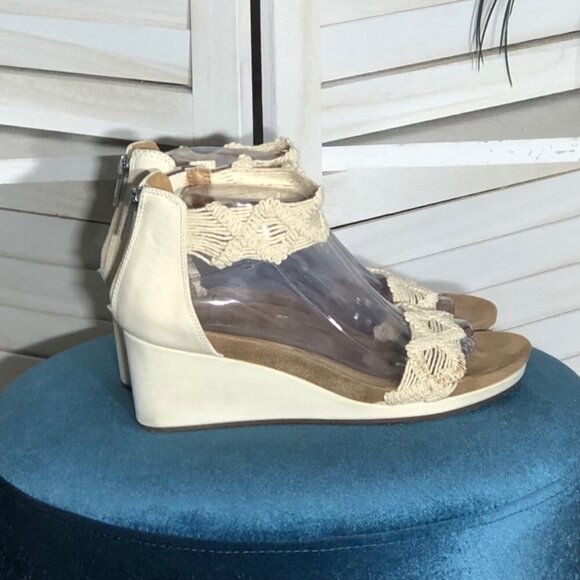 Lucky Brand Wedge Sandal Boho-Chic Macramé Strap Back Zipper Closure Cream 8.5 - Picture 6 of 13